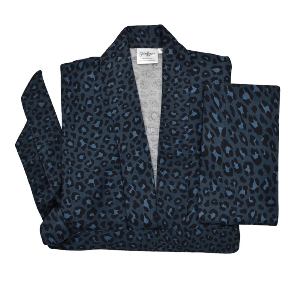 Wild Side Navy Leopard Robe